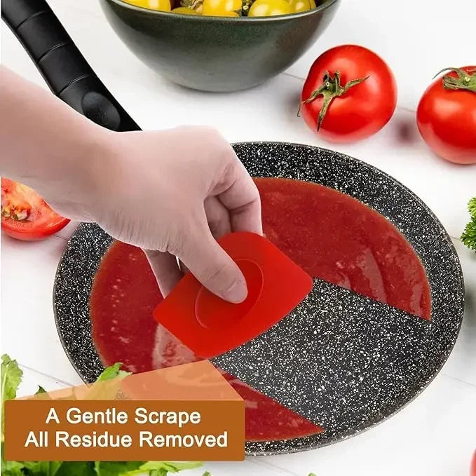 Skillet with a pan scraper